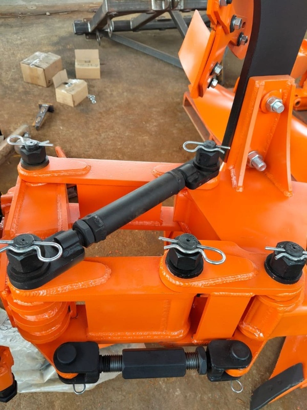 Плуг навесной оборотный 3/35 купить в Твери – «БДН-АгроКубань», 7