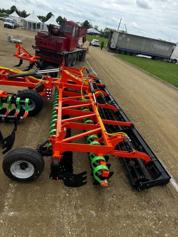 Лущильник мульчировщик дисковый прицепной «АВРОРА» ЛД-8Л (евро-складывание) ЛАФЕТ купить в Твери – «БДН-АгроКубань», 5