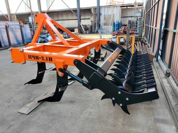 Плуг чизельный навесной ПЧН-2,1Н с зубчатым катком купить в Твери – «БДН-АгроКубань», 4