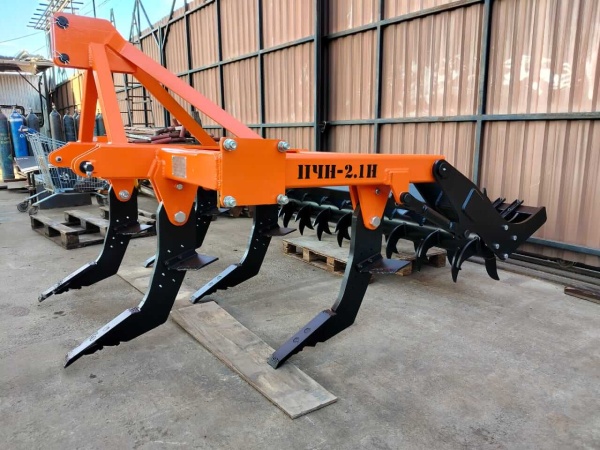 Плуг чизельный навесной ПЧН-2,1Н с зубчатым катком купить в Твери – «БДН-АгроКубань», 3