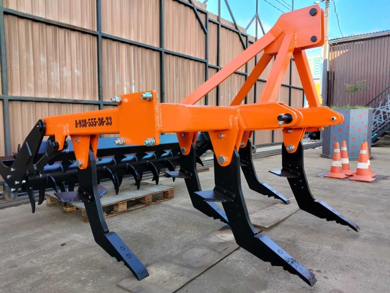 Плуг чизельный навесной ПЧН-2,1Н с зубчатым катком купить в Твери – «БДН-АгроКубань», 2