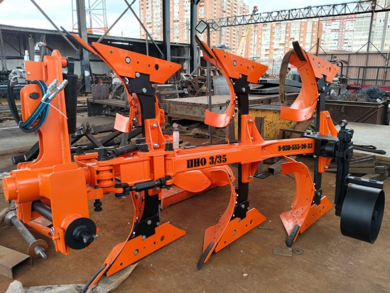 Плуг навесной оборотный 3/35 купить в Твери – «БДН-АгроКубань»