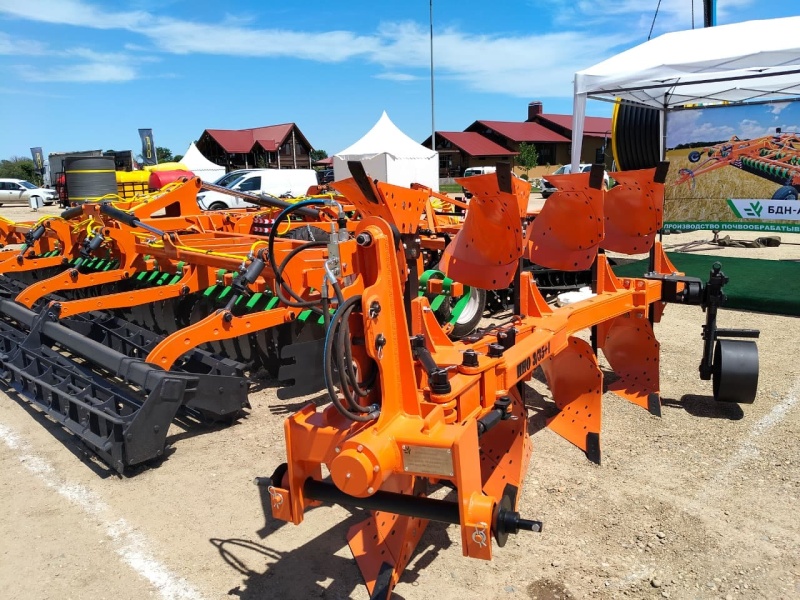 Плуг навесной оборотный 3/35+1 купить в Твери – «БДН-АгроКубань», 6