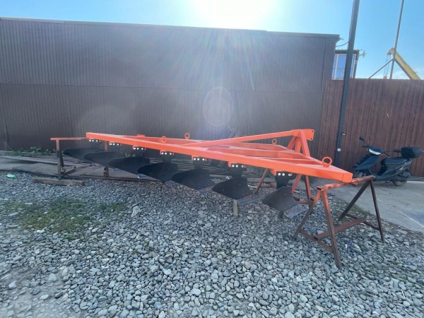 Плуг отвальный ПЛН 7-35 (7 корпусов) купить в Твери – «БДН-АгроКубань», 5