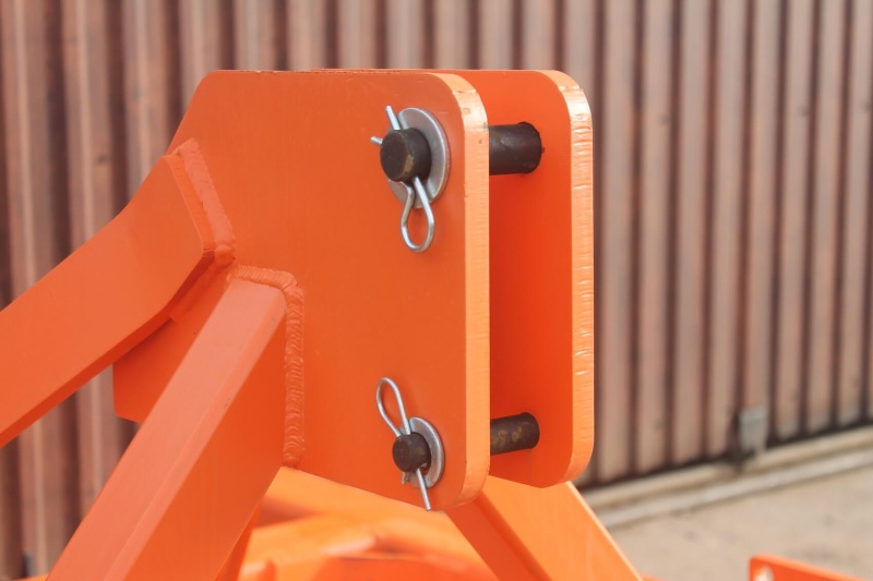 Плуг чизельный ПЧН-1,6 с зубчатым катком купить в Твери – «БДН-АгроКубань», 8